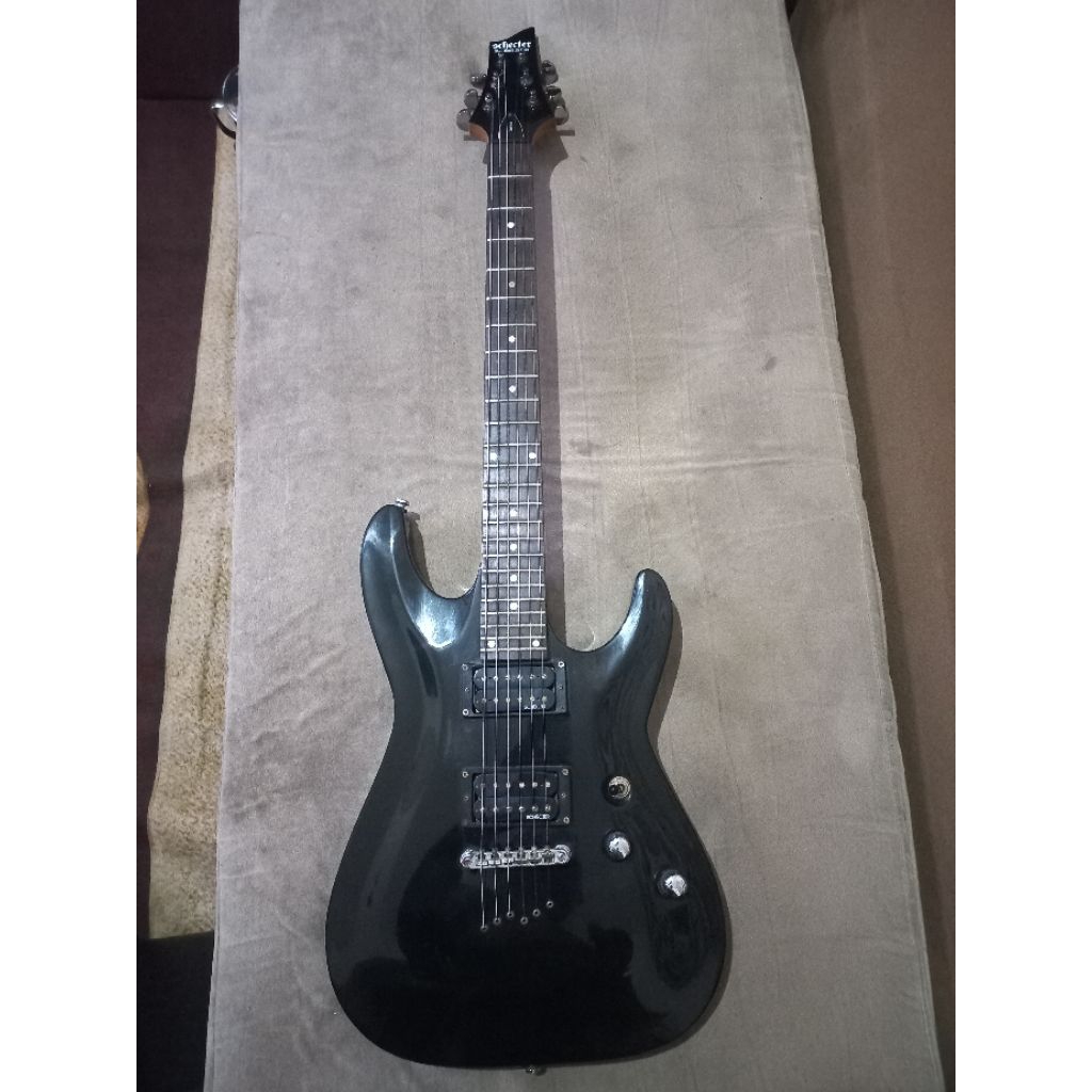 gitar merk schecter diamond series omen 6 asli original made in Infonesia