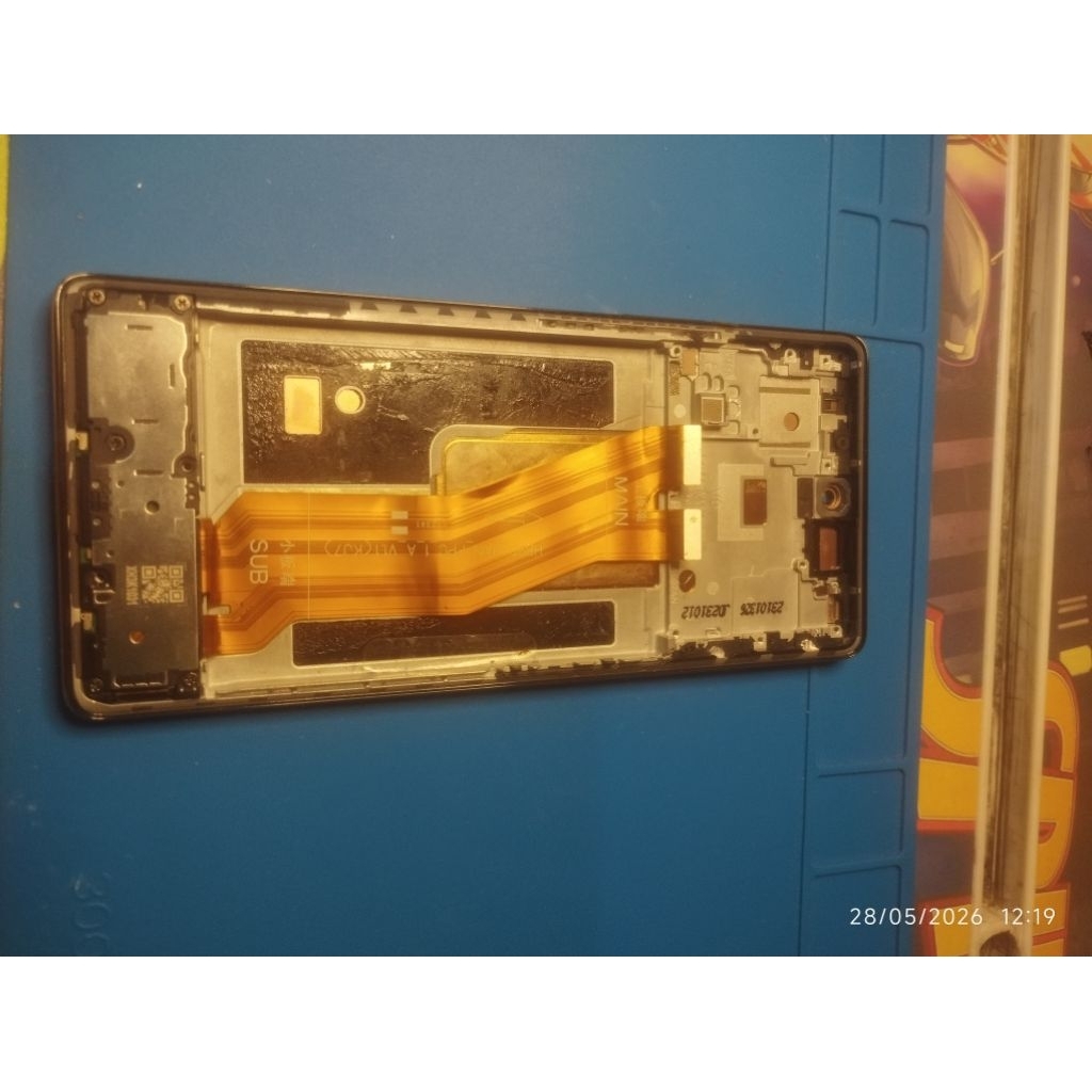 amoled copotan Infinix note 40 pro minus retak kaya di foto