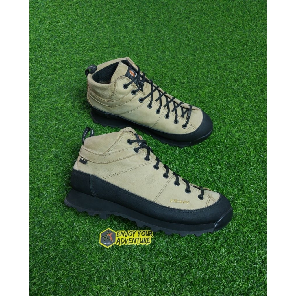 sepatu gunung trekking scarpa size 43