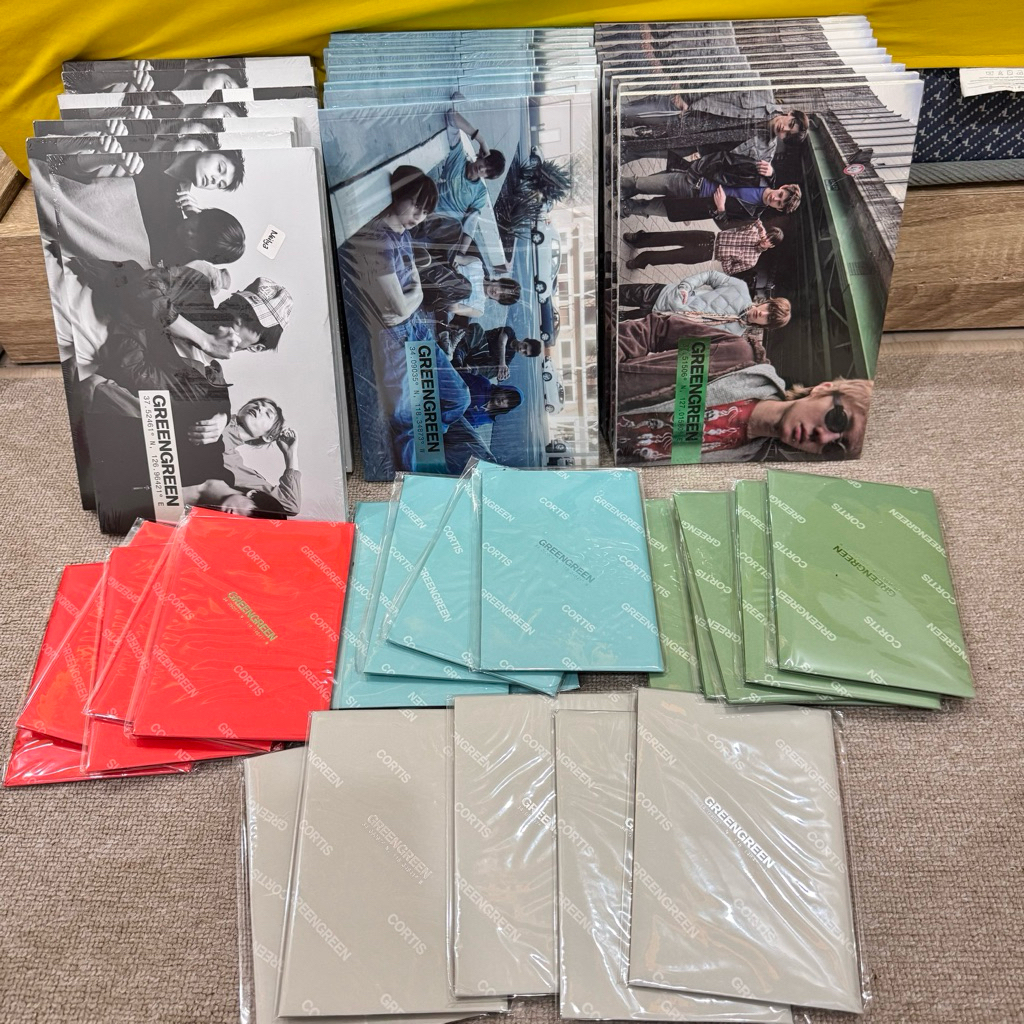 [READY STOCK] OFFICIAL ALBUM CORTIS GREENGREEN THE 2ND EP BRIDGE STREET STUDIO WEVERSE PORTRAIT PANO