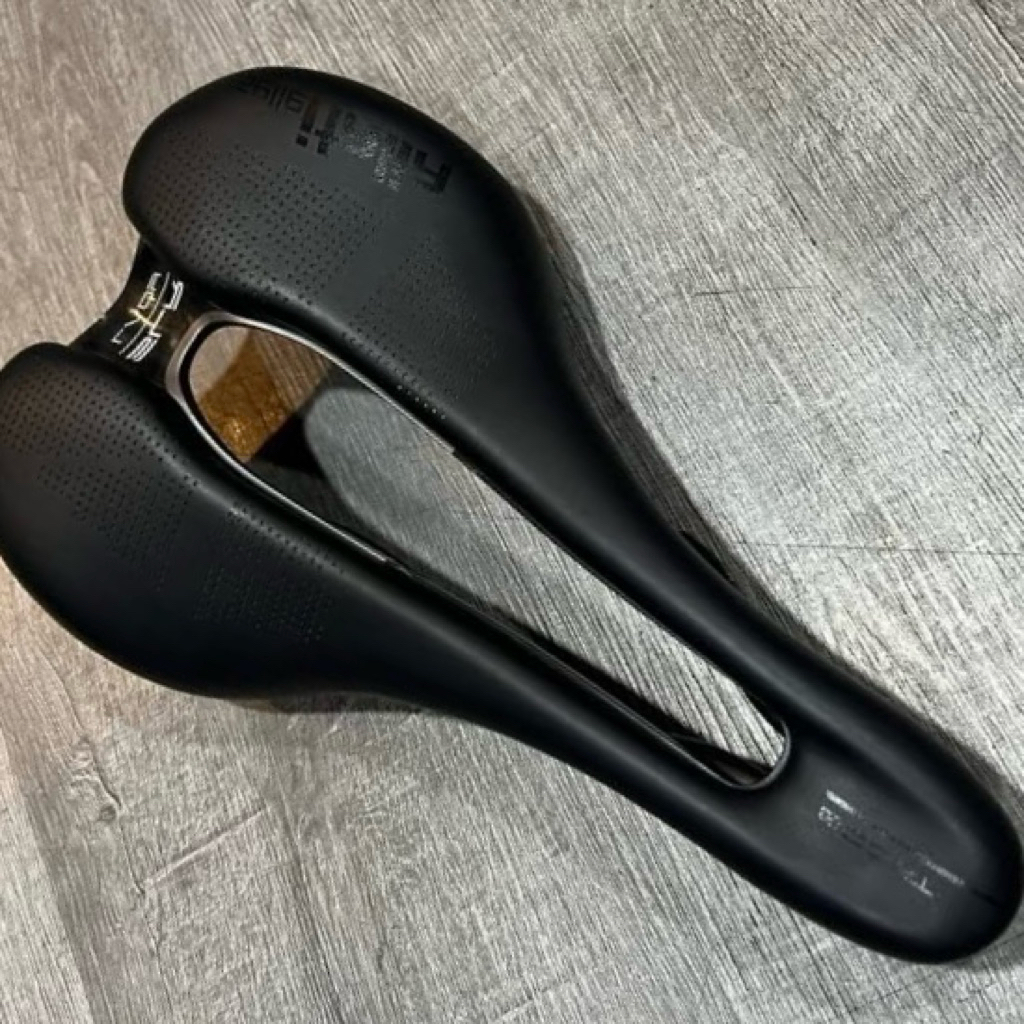 Saddle Selle Italia SLR 145mm