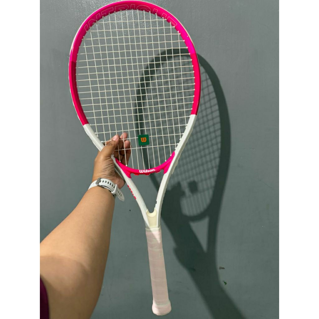 Raket Tenis Wilson Intrigue Pink