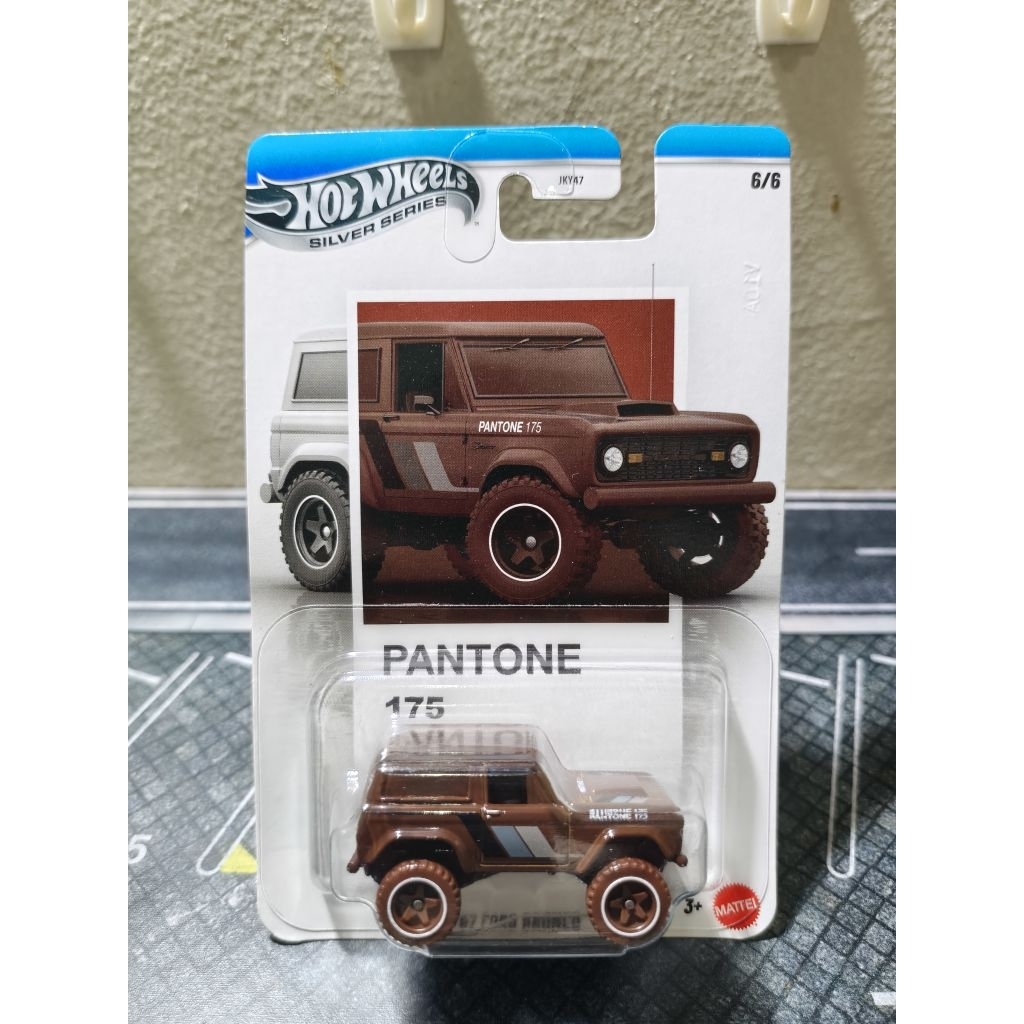 Hot Wheels '67 Ford Bronco PANTONE 135 [base metal]