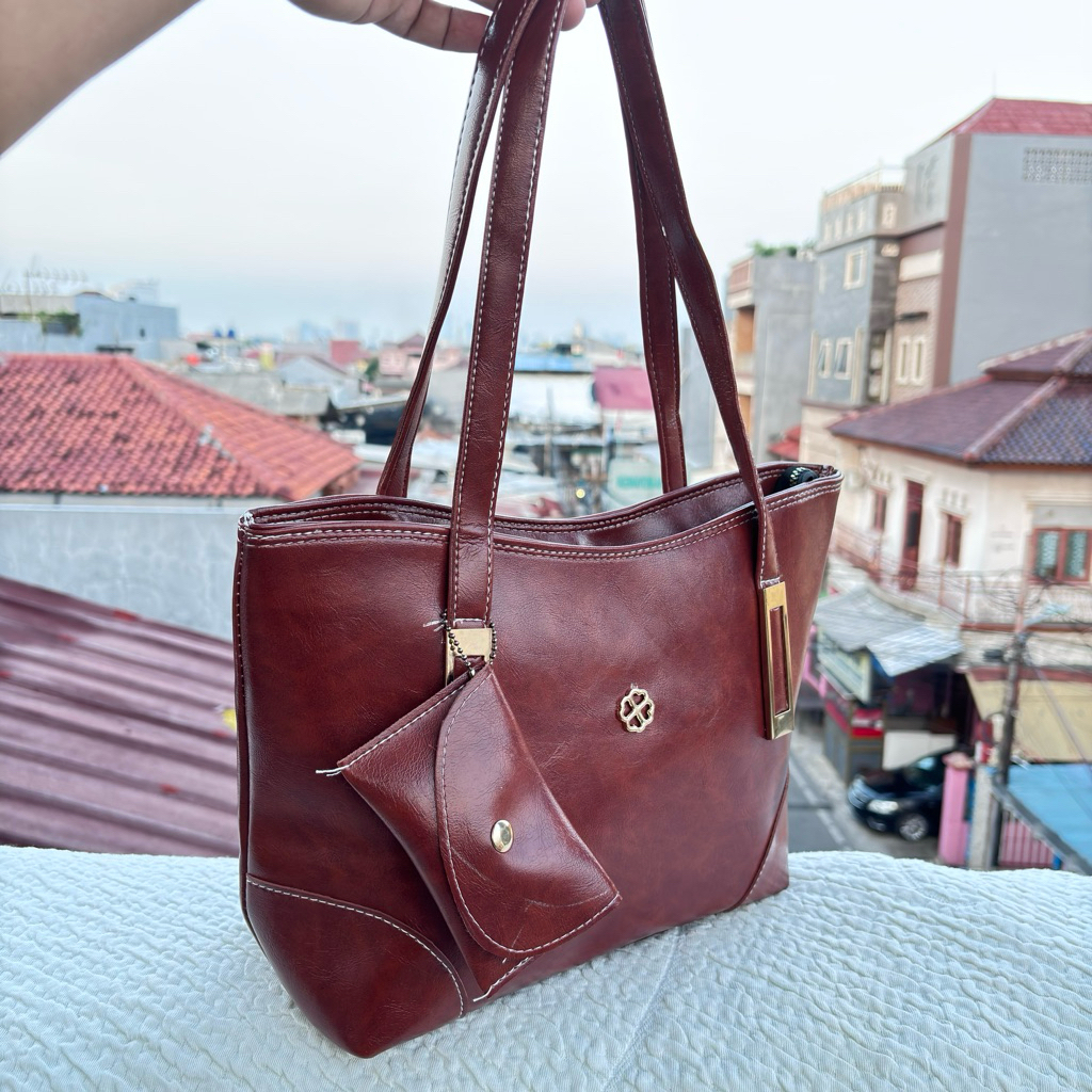 Alfaza tas totebag wanita glosy gantungan dompet
