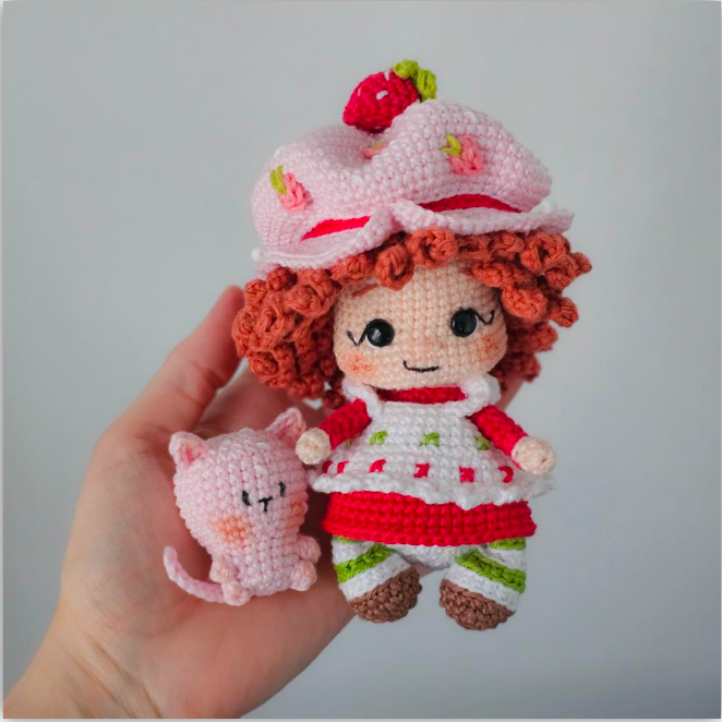 Strawberry Shortcake [ HANYA CROCHET PATTERN/ AMIGURUMI PATTERN BUKAN BONEKA JADI ]