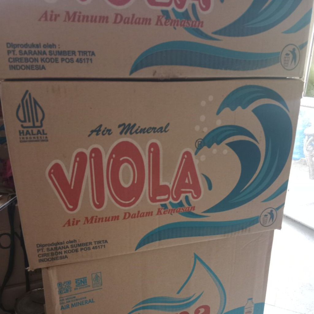 viola air minum botol 1 dus 600ml