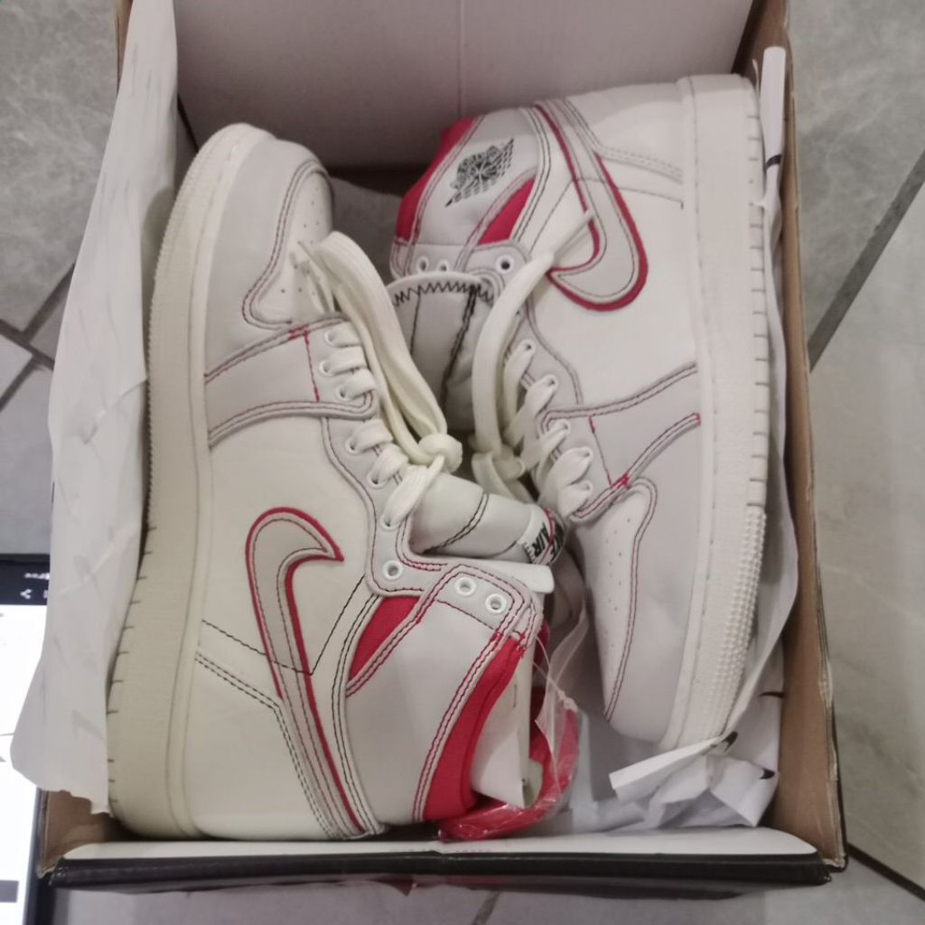 sepatu nike air jordan 1 retro high OG phantom