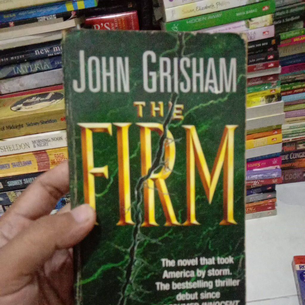 JOHN GRISHAM - THE FIRM a novel