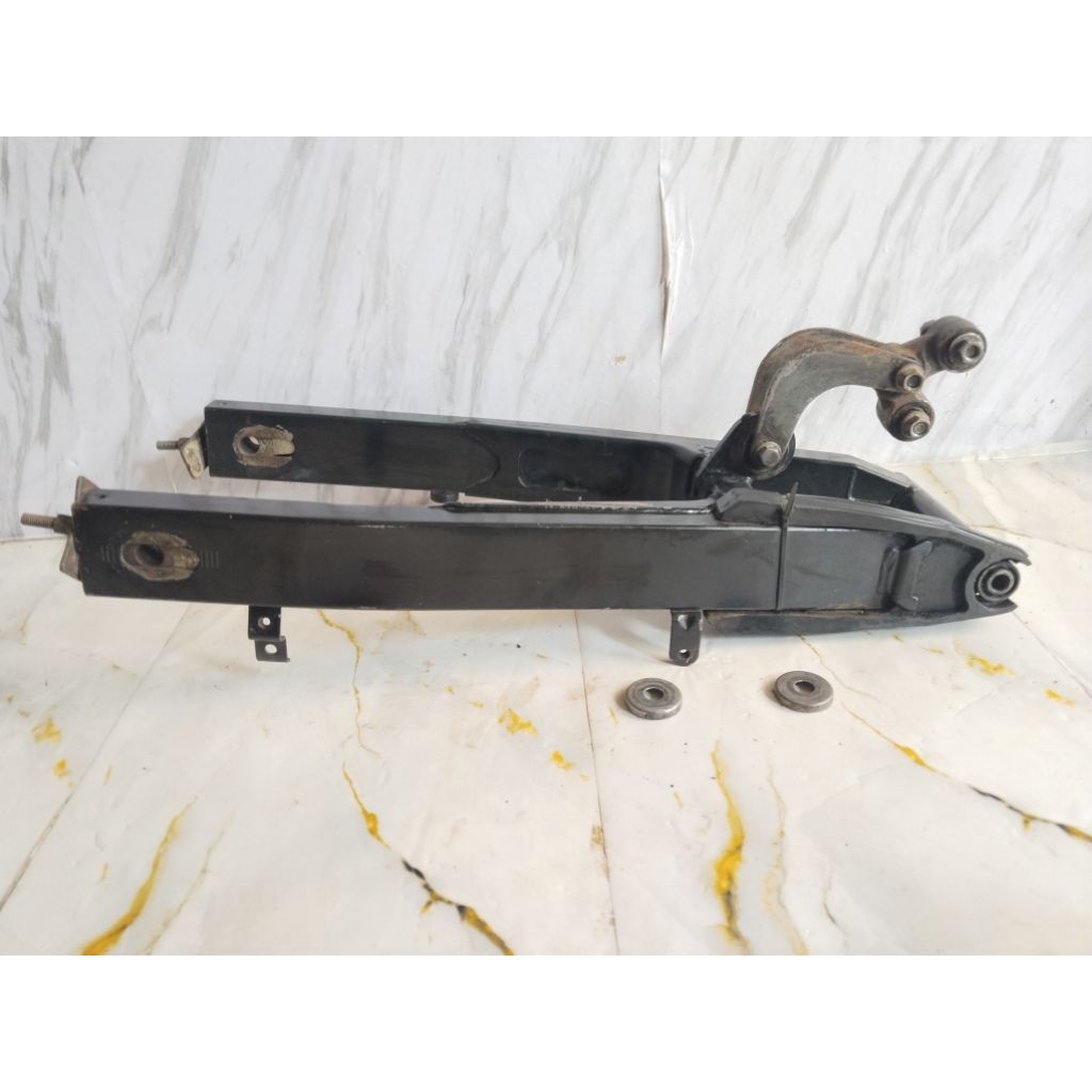 sasis swing arm Yamaha Vixion new NVL ori copotan motor