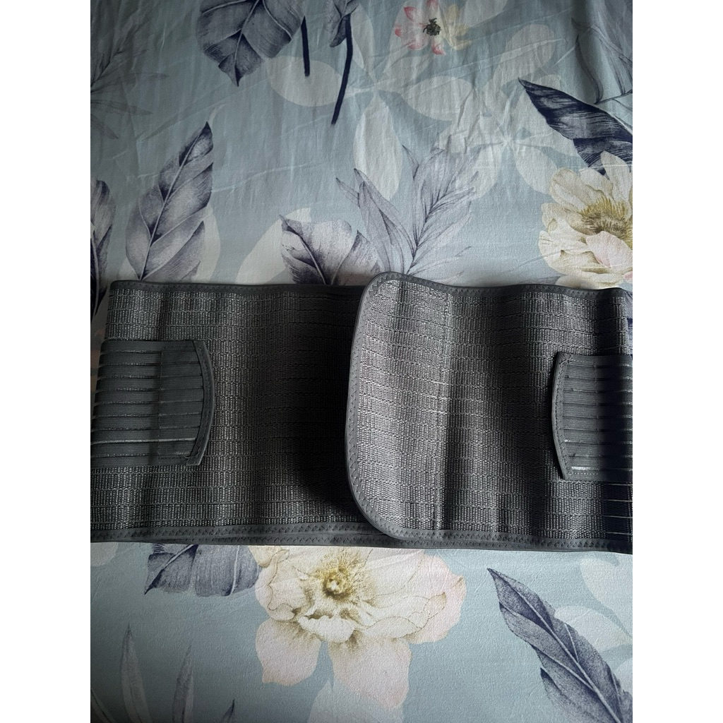 Preloved korset momiasi