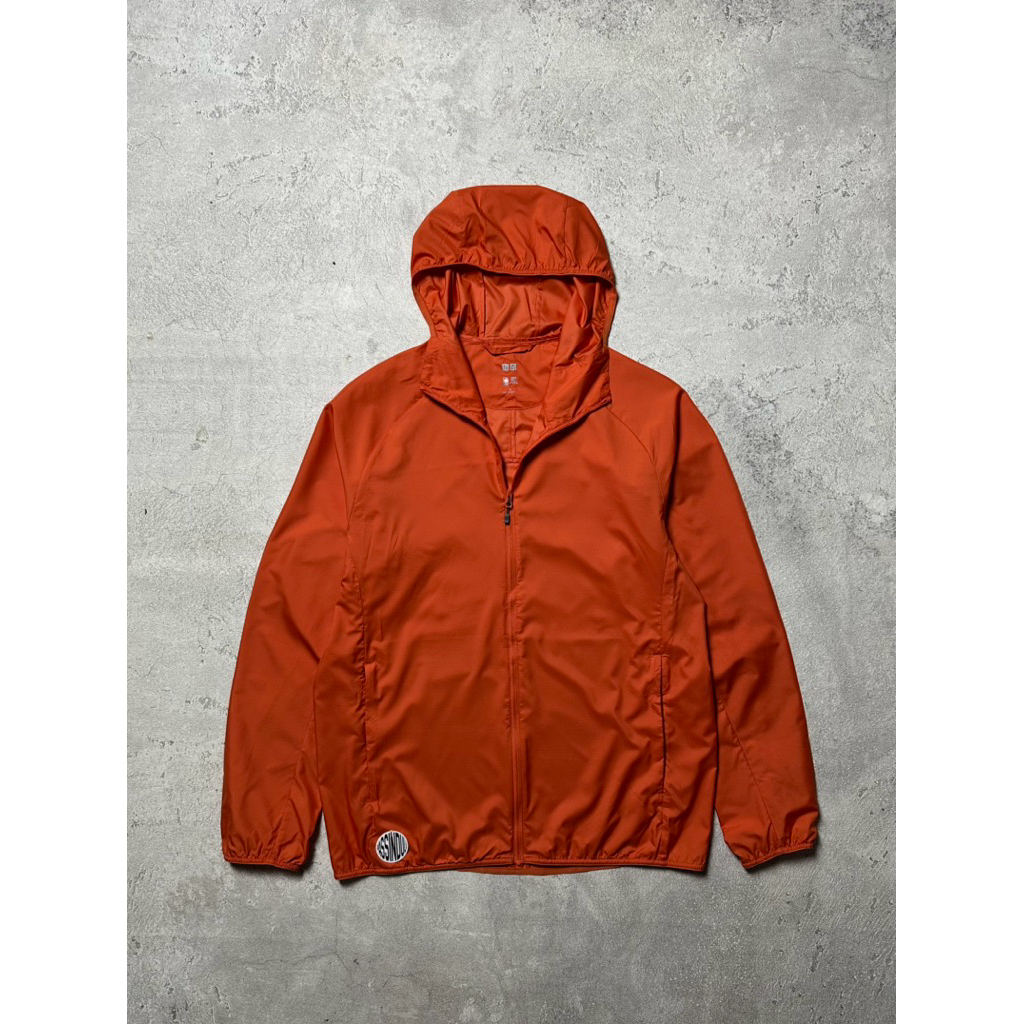 UNIQLO LIGHTWEIGHT UV 3D CUT JACKET