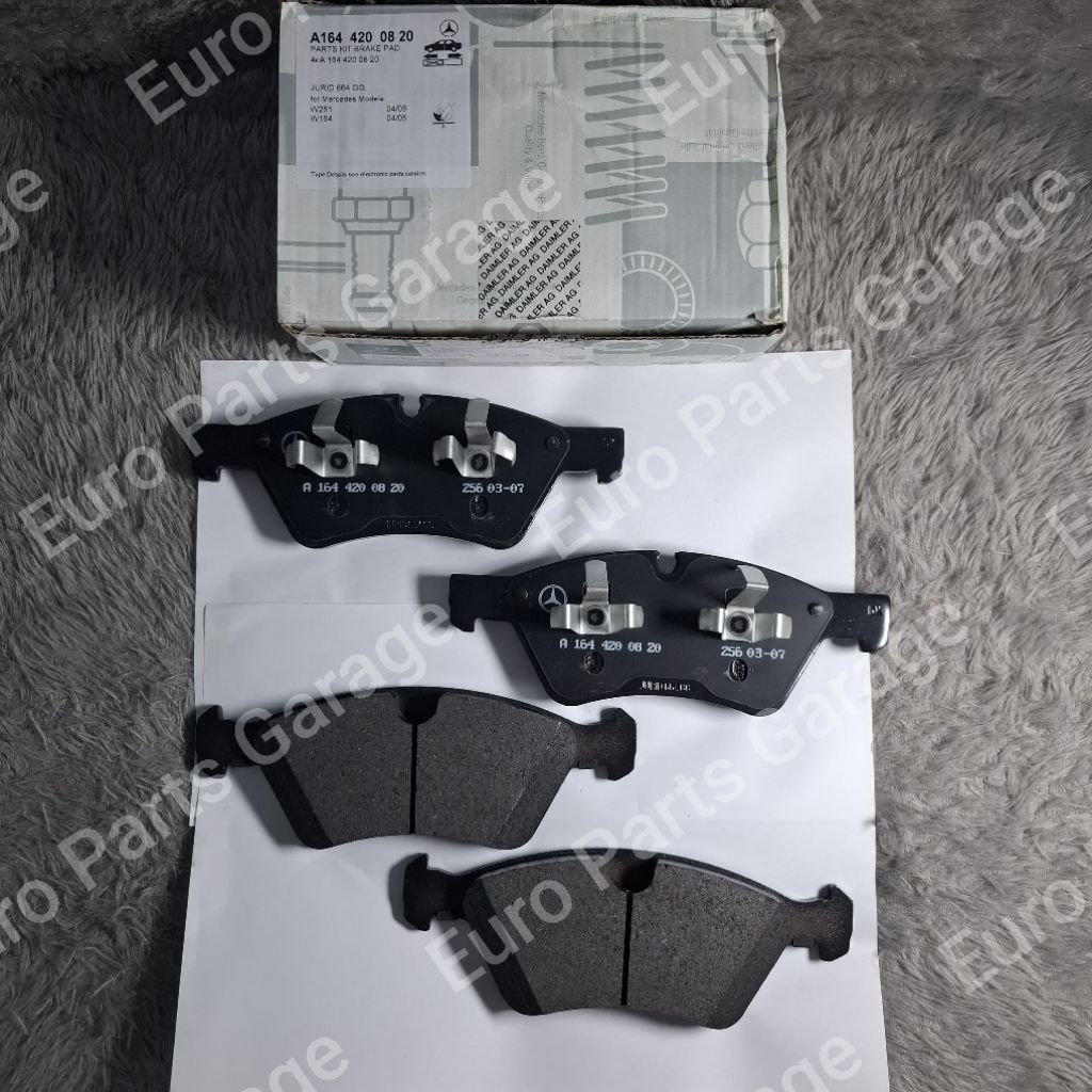 Kampas Rem Brake Pad Depan Mercedes Benz W164 X164 W251 Original A1644200820
