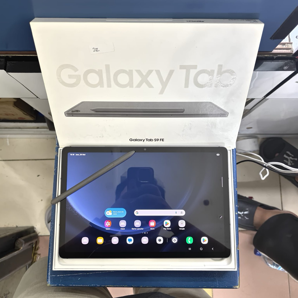 Samsung tab s9fe wifi ram 6/128 second resmi  termurah