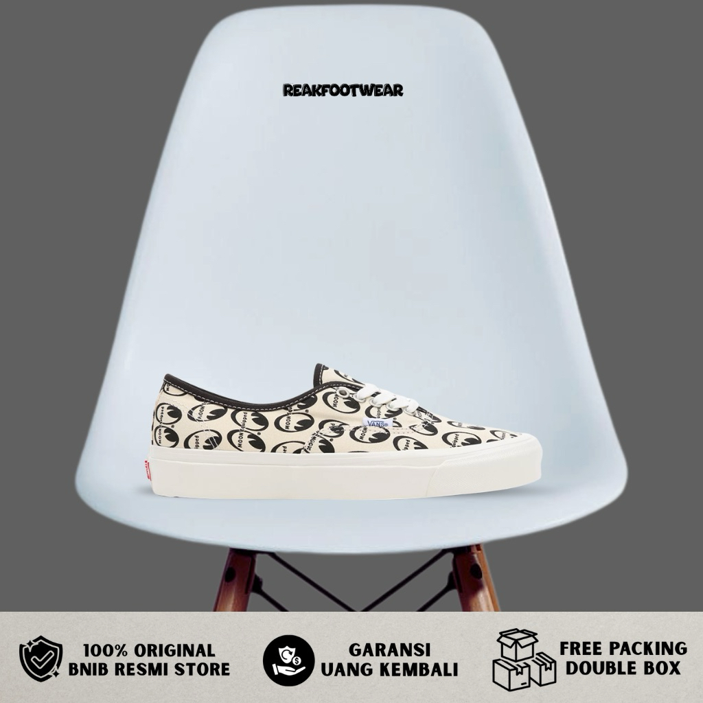 Mooneyes X Vans Authentic 44 Dx Anaheim Factory White