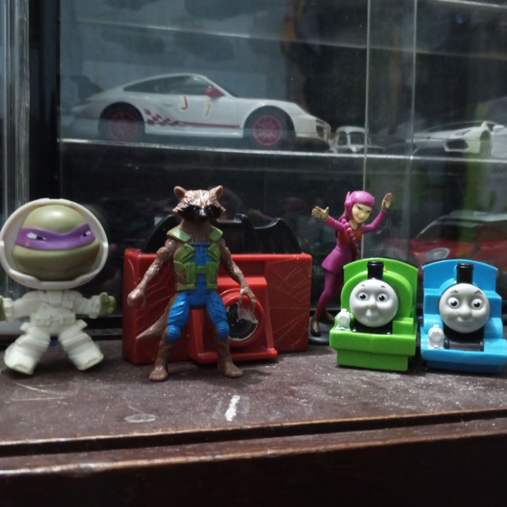 Mainan Figurine McD Happy Meal Marvel TMNT Thomas Friends Loose
