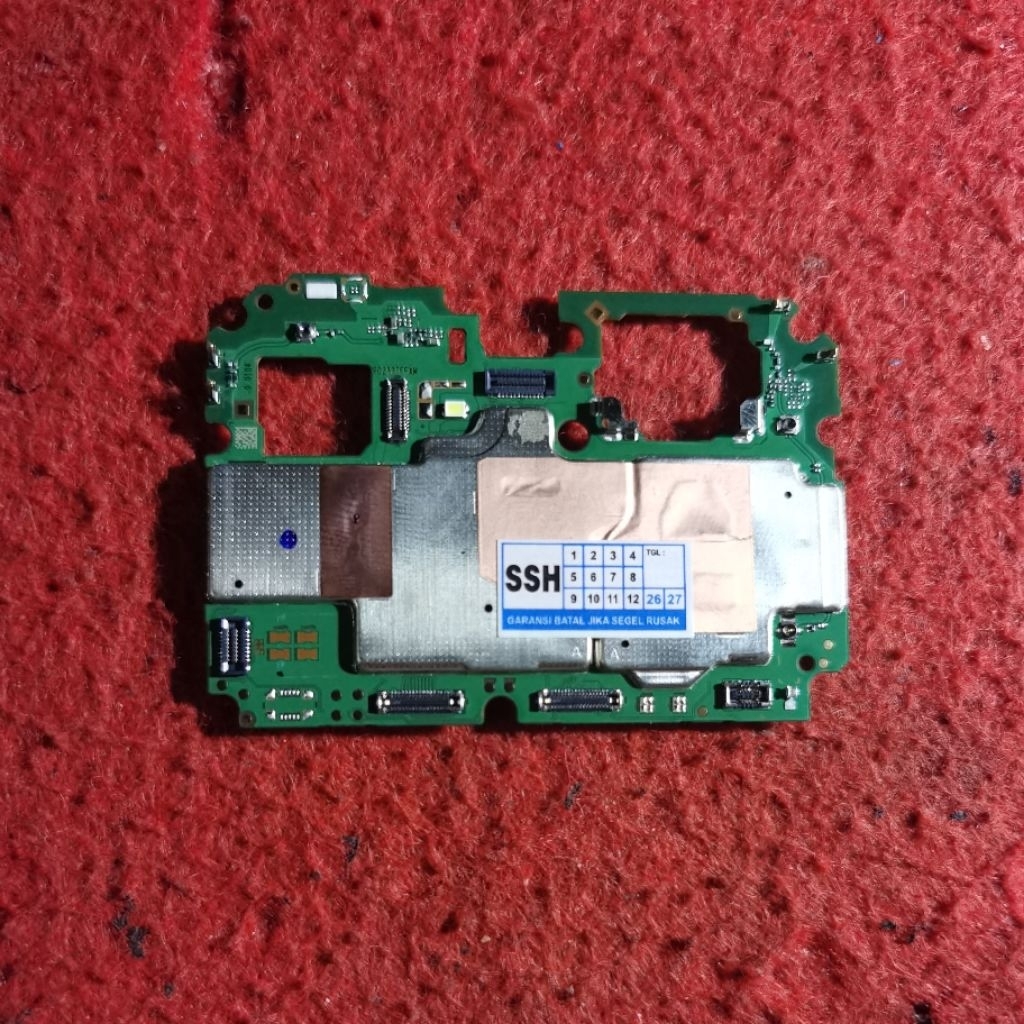 mesin vivo y03t ram 4/64 mesin normal masi segel. jika ada pin pola akun angngap bonus.