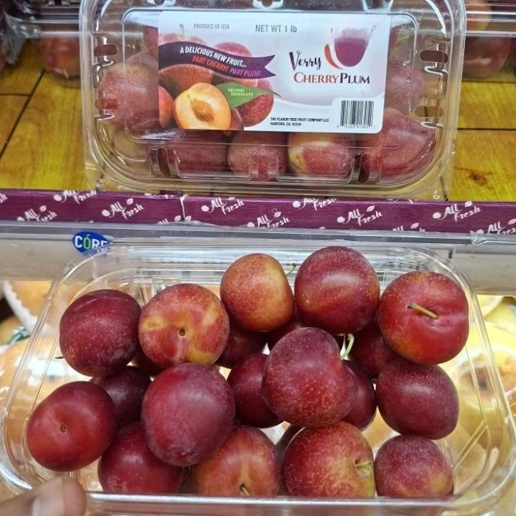 Buah plum red cherry fresh import / buah plum Cherry / pack