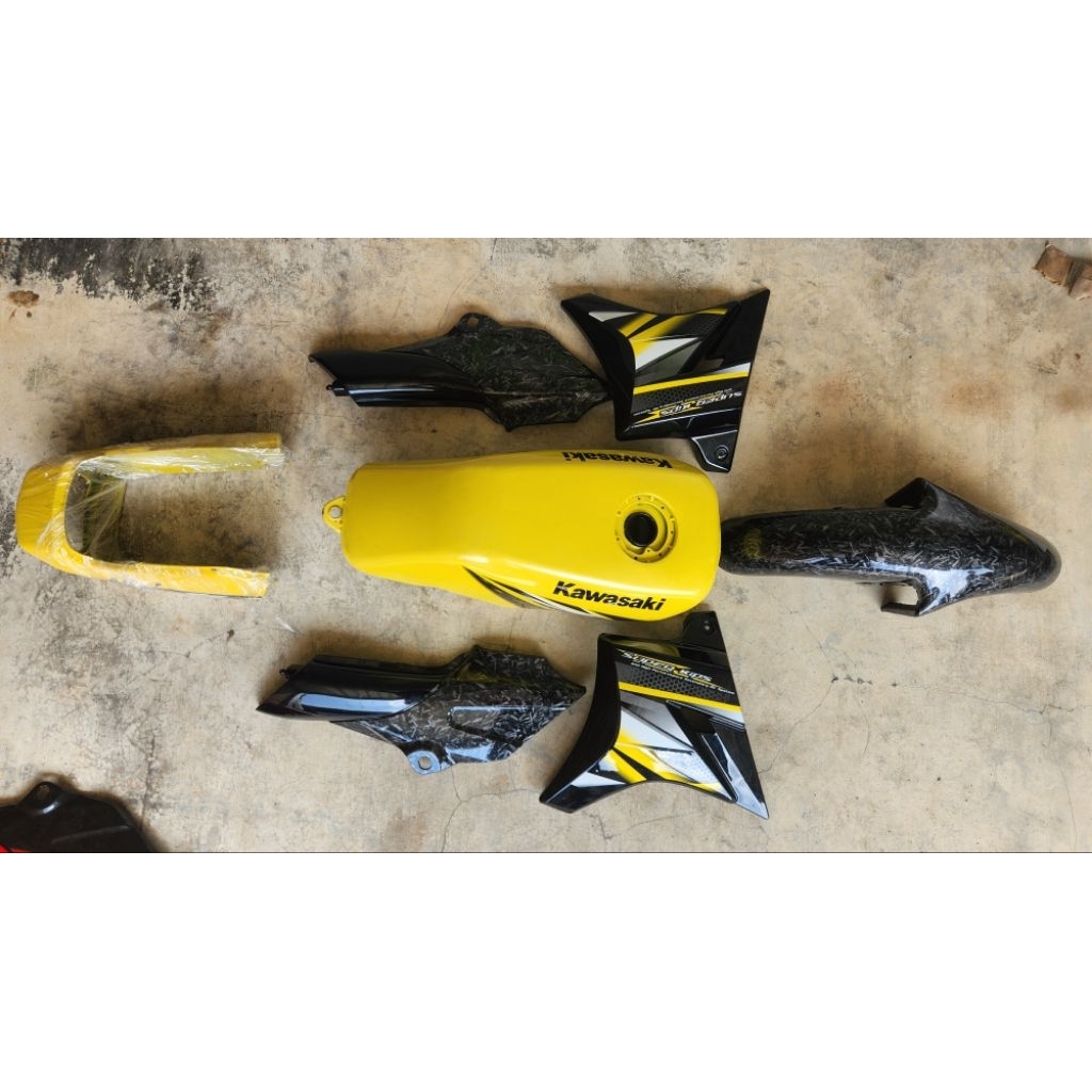 bodyset ninja R/SS original repaint Ninja SS kuning