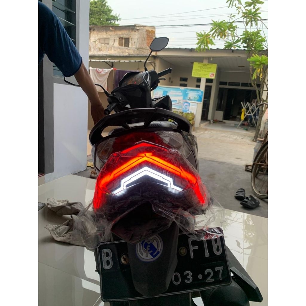 lazy vario 125/150 led old