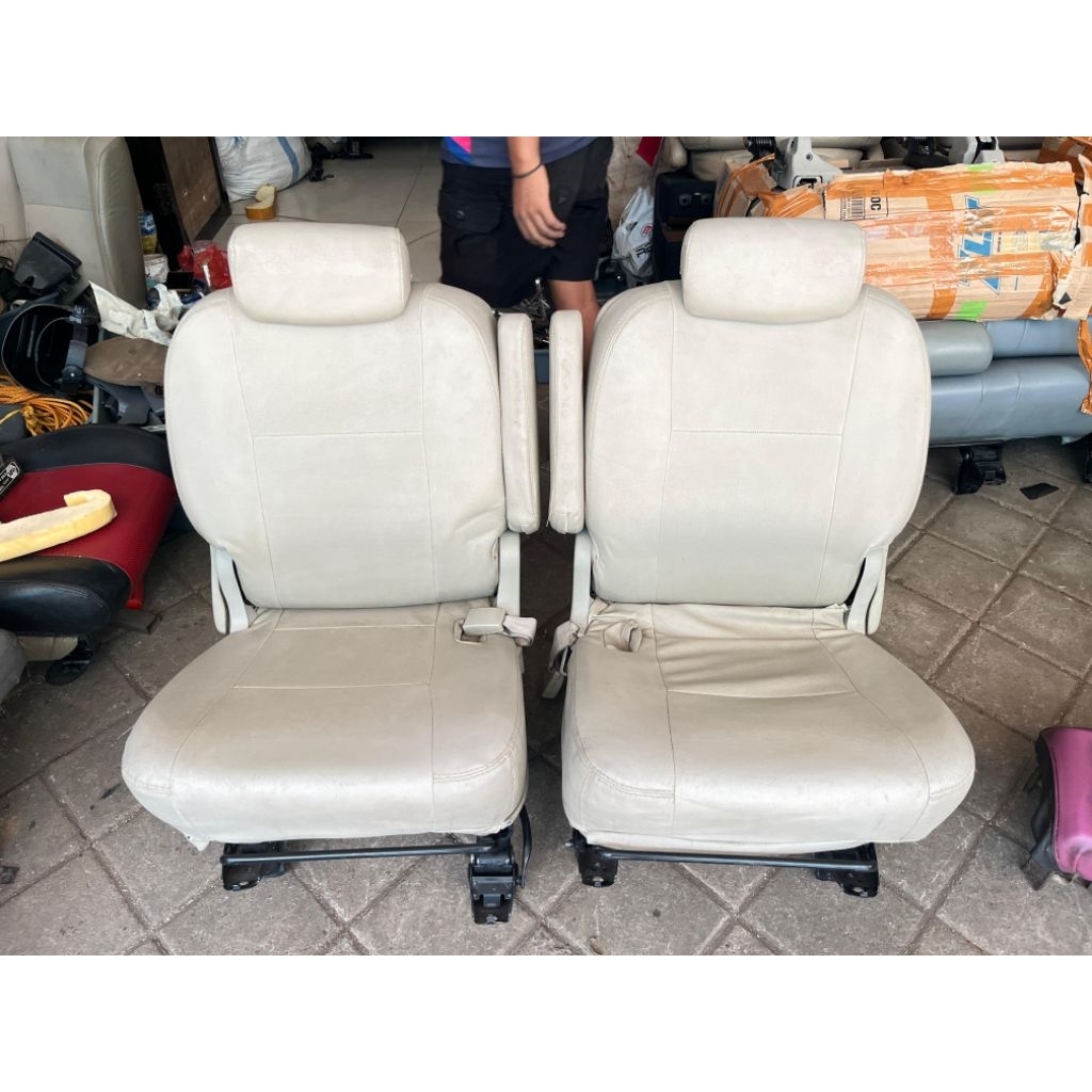 jok tengah captain seat Innova / Fortuner 04 - 015