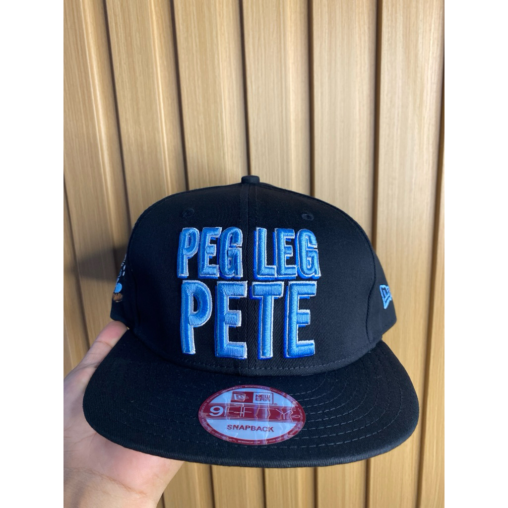 Topi Disney X New Era 9Fifty Peg Leg Snapback