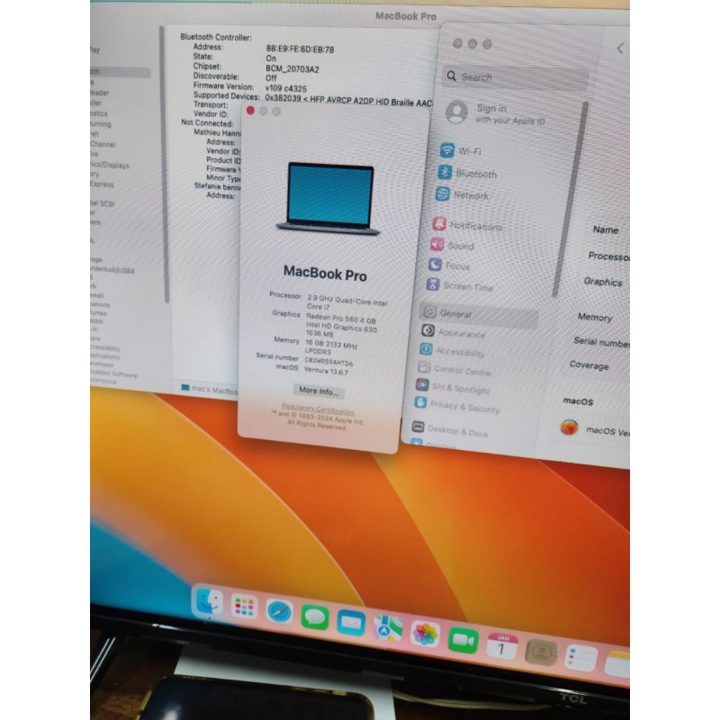 Apple Macbook Pro A1707 2017 Intel i7 16GB 512GB AMD Redeon Pro 560 4GB