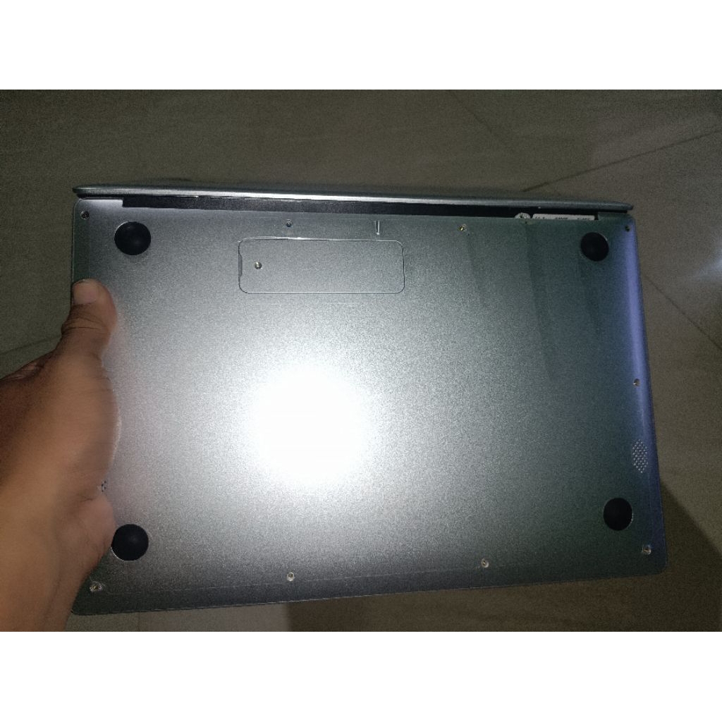 Casing case laptop amoli ukuran 14" n400 n4000 mulus fullset