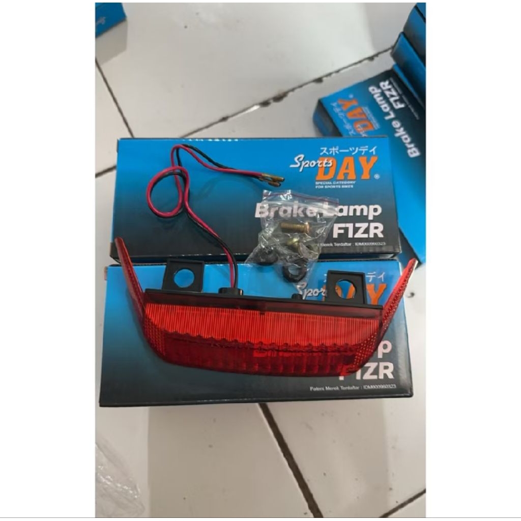 LAMPU STOPLAMP BEHEL BEGEL BELAKANG FIZ FIZR POSHWAN FORCE ONE