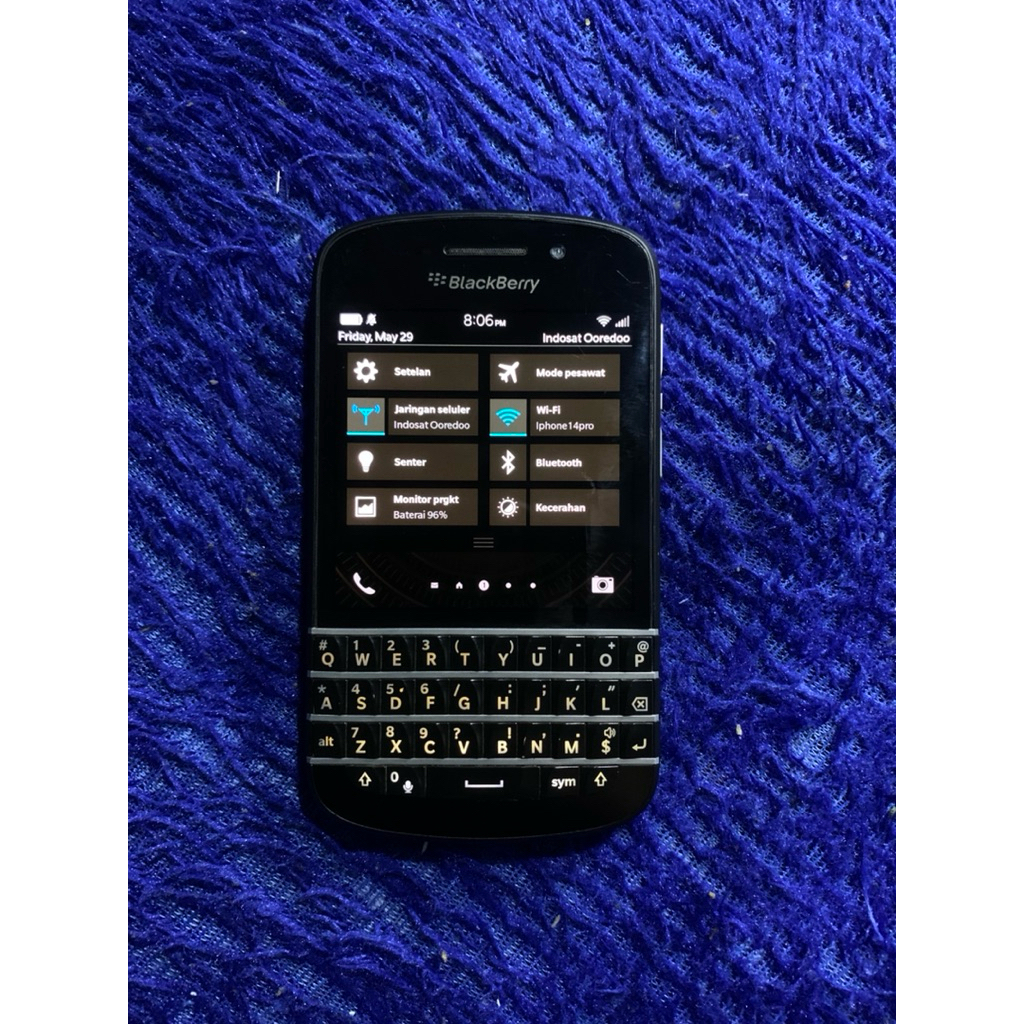 Blackberry Q10 hp jadul