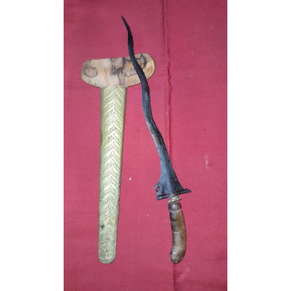 keris pandowo lare patrem