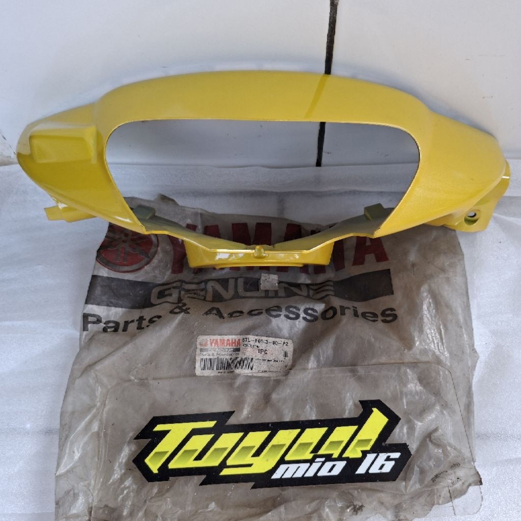 Batok lampu depan mio original kuning 5TL-F6143-00-P2