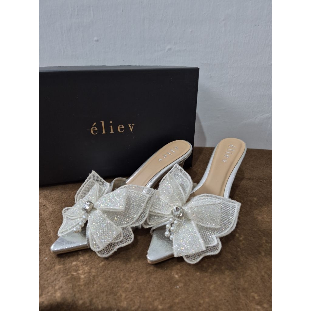 heels eliev preloved