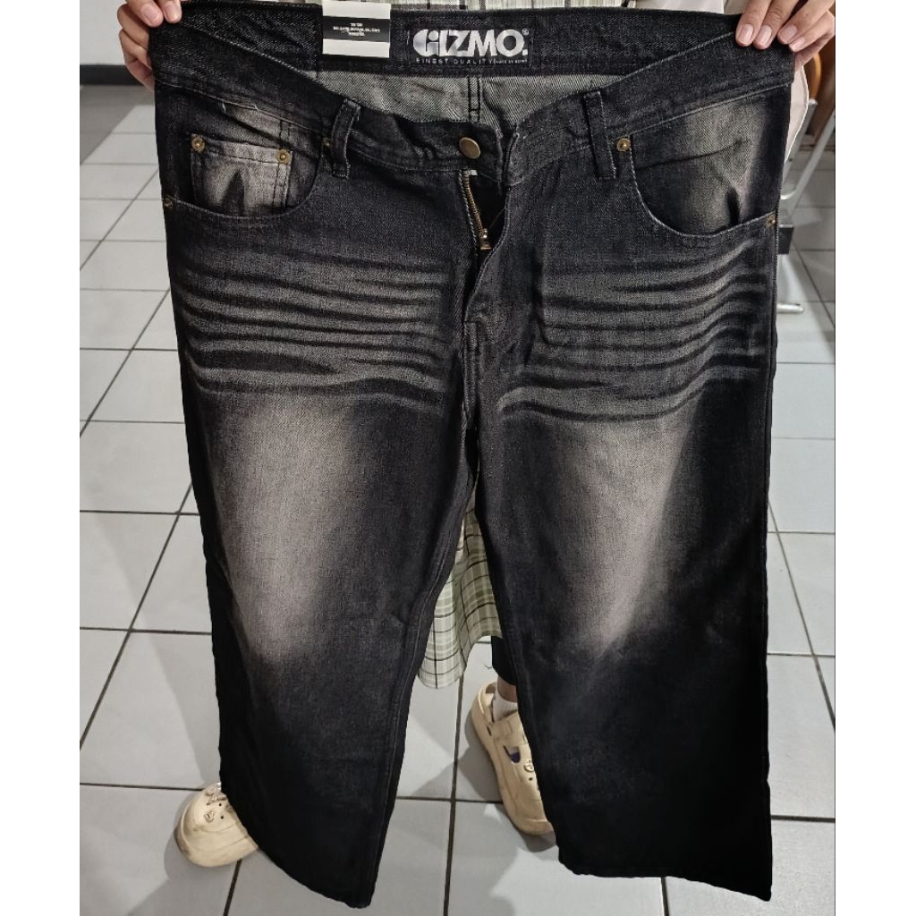PRELOVED Gizmo - Celana Jeans WideLeg Wisker Lebar Gombrong Skena Black Wisker pria jumbo big keren 