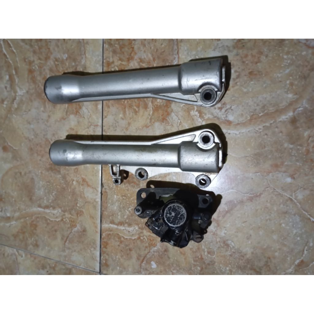 BOTOM TABUNG SHOCK + KALIPER MOCIN ALA 125 Z