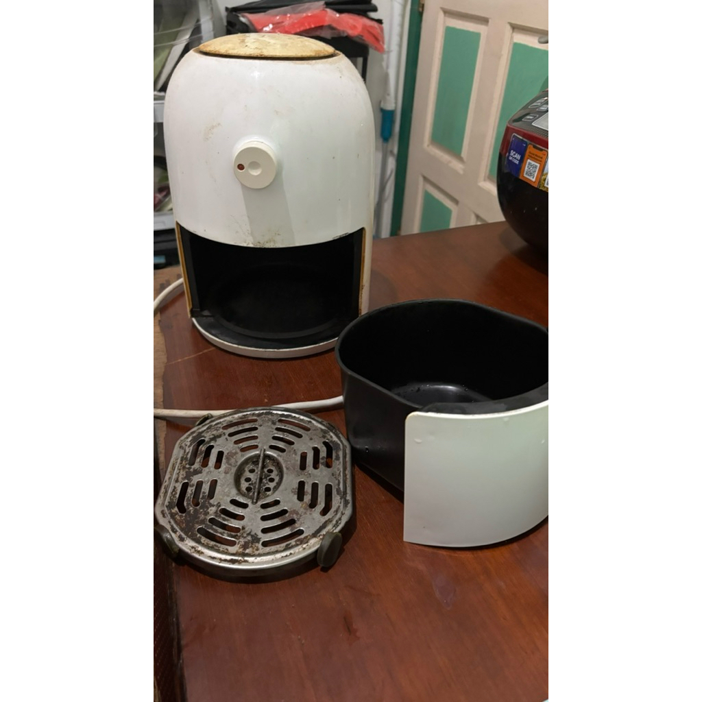 PRELOVED AIR FRYER SECOND