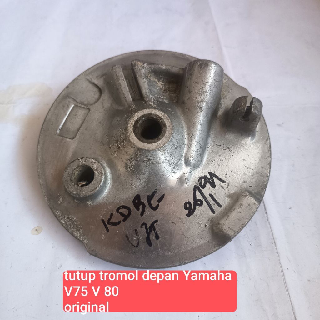 panel tutup tromol depan  Yamaha V75  V 75 V80 V 80 robot