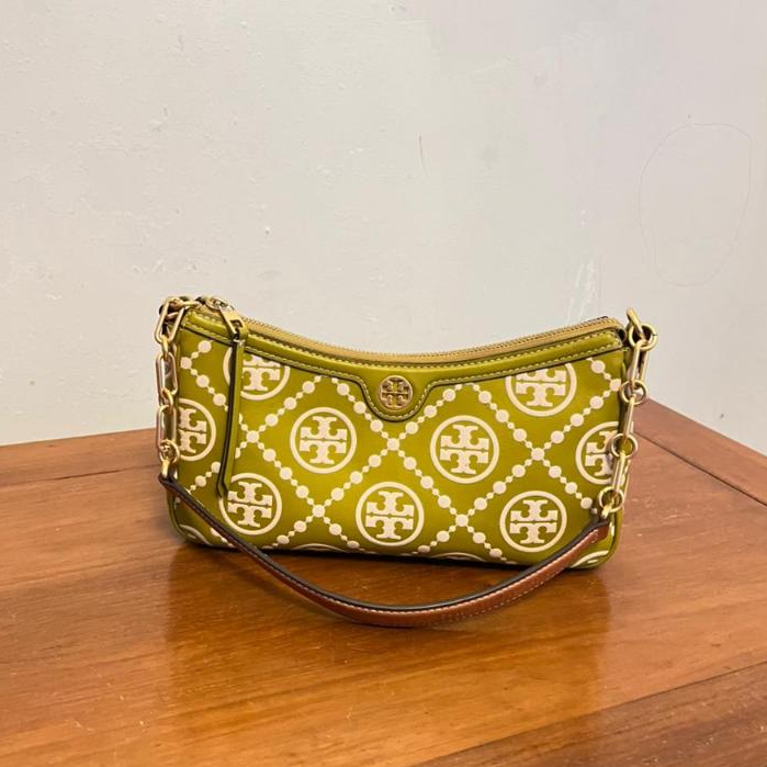 Preloved Tory burch T monogram contrast embossed studio island palm cream
