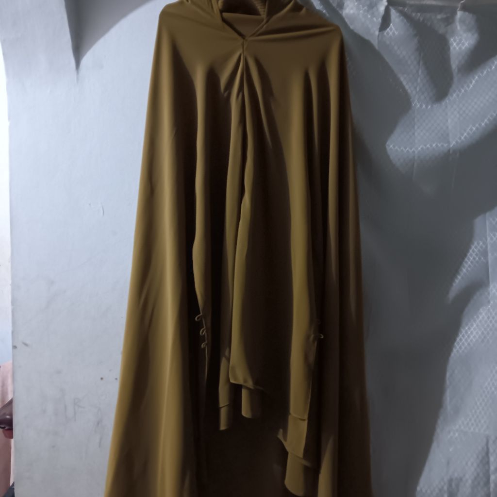 pl 1 set gamis dan khimar