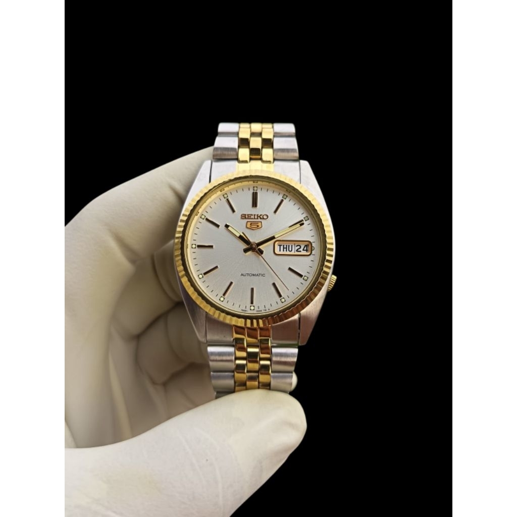 Seiko preloved automatik presiden snxj90
