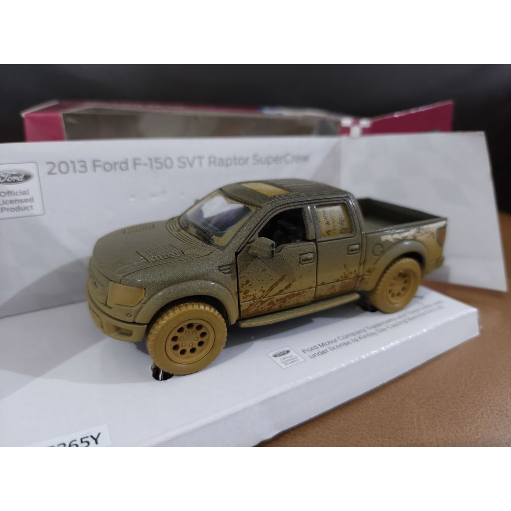 Kinsmart 2013 Ford F-150 SVT Raptor Supercrew