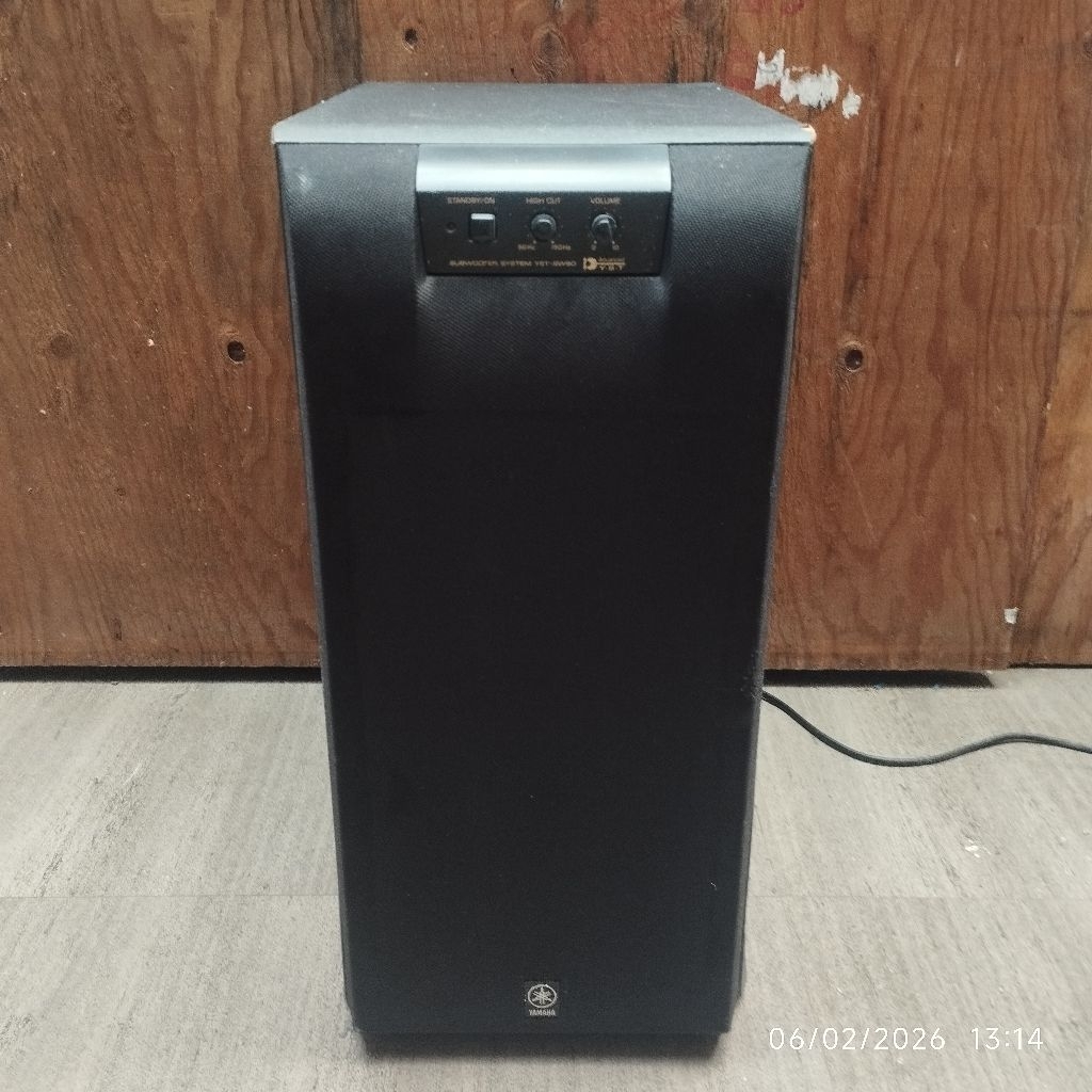 Subwoofer Aktif 8 inch Yamaha Yst Sw90