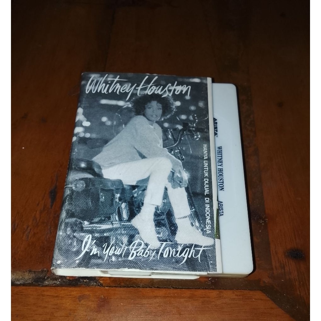 Kaset pita Whitney Houston
