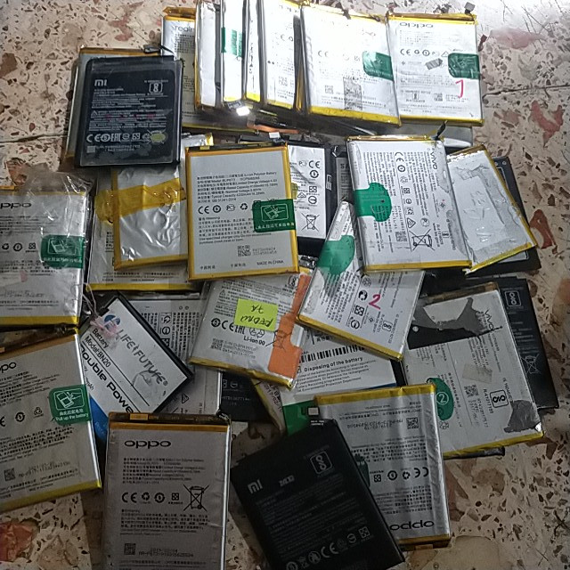 Baterai HP Rusak Kiloan Bahan Lebur Rosok Baterai HP Kiloan