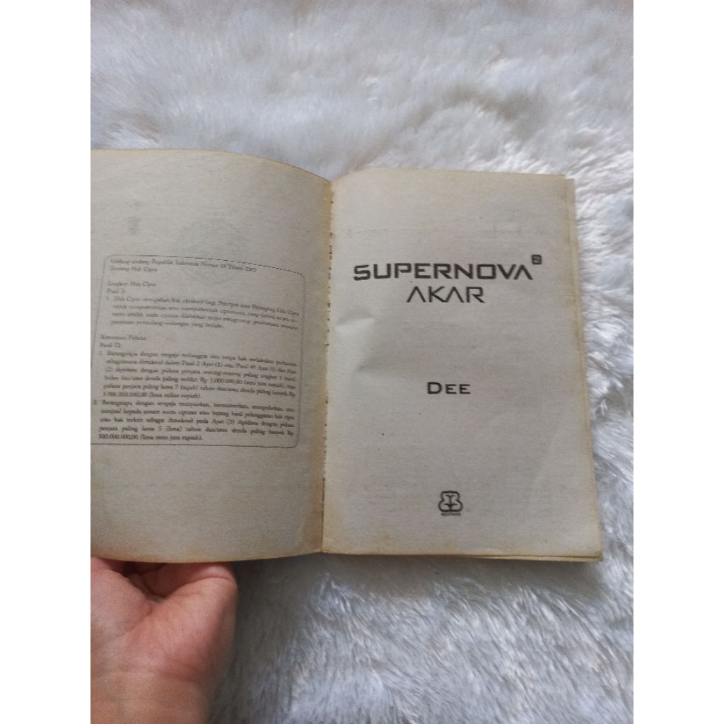 preloved buku supernova akar