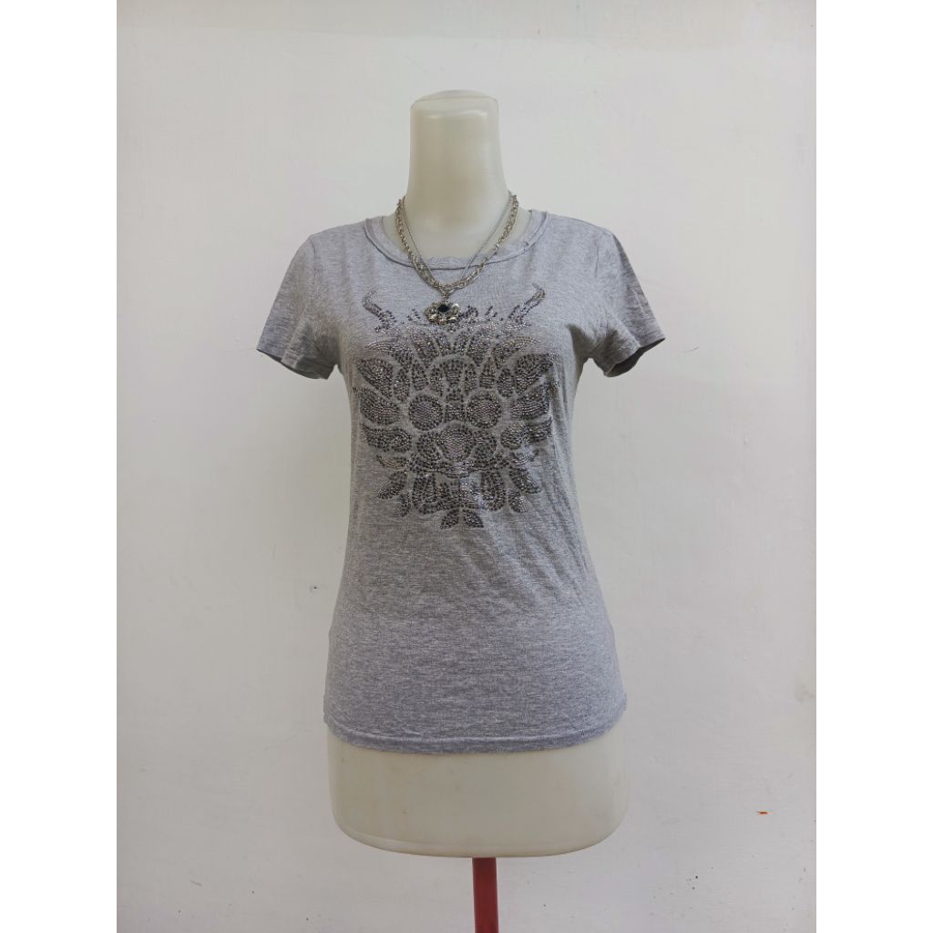 Kaos Vivienne tam