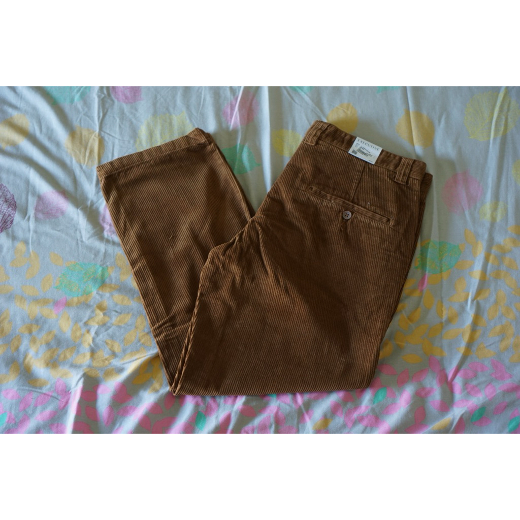 Celana Panjang Corduroy Executive Regular Fit Ukuran 38