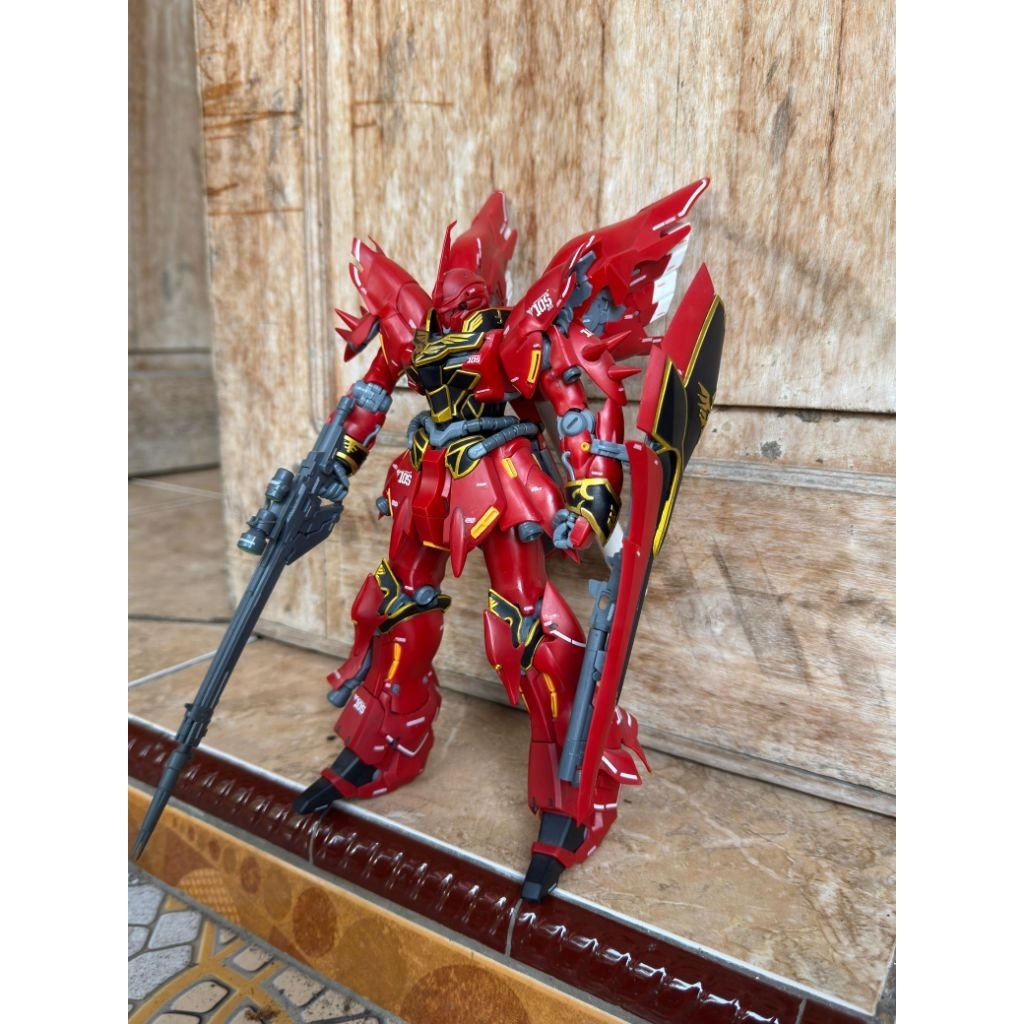 MG Sinanju Hongli 1/100
