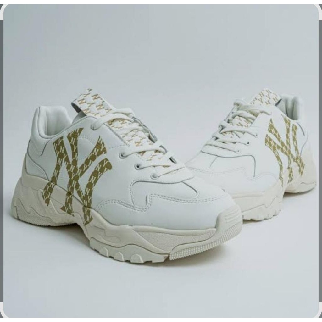 SNEAKER MLB YANKEES  SIZE 43
