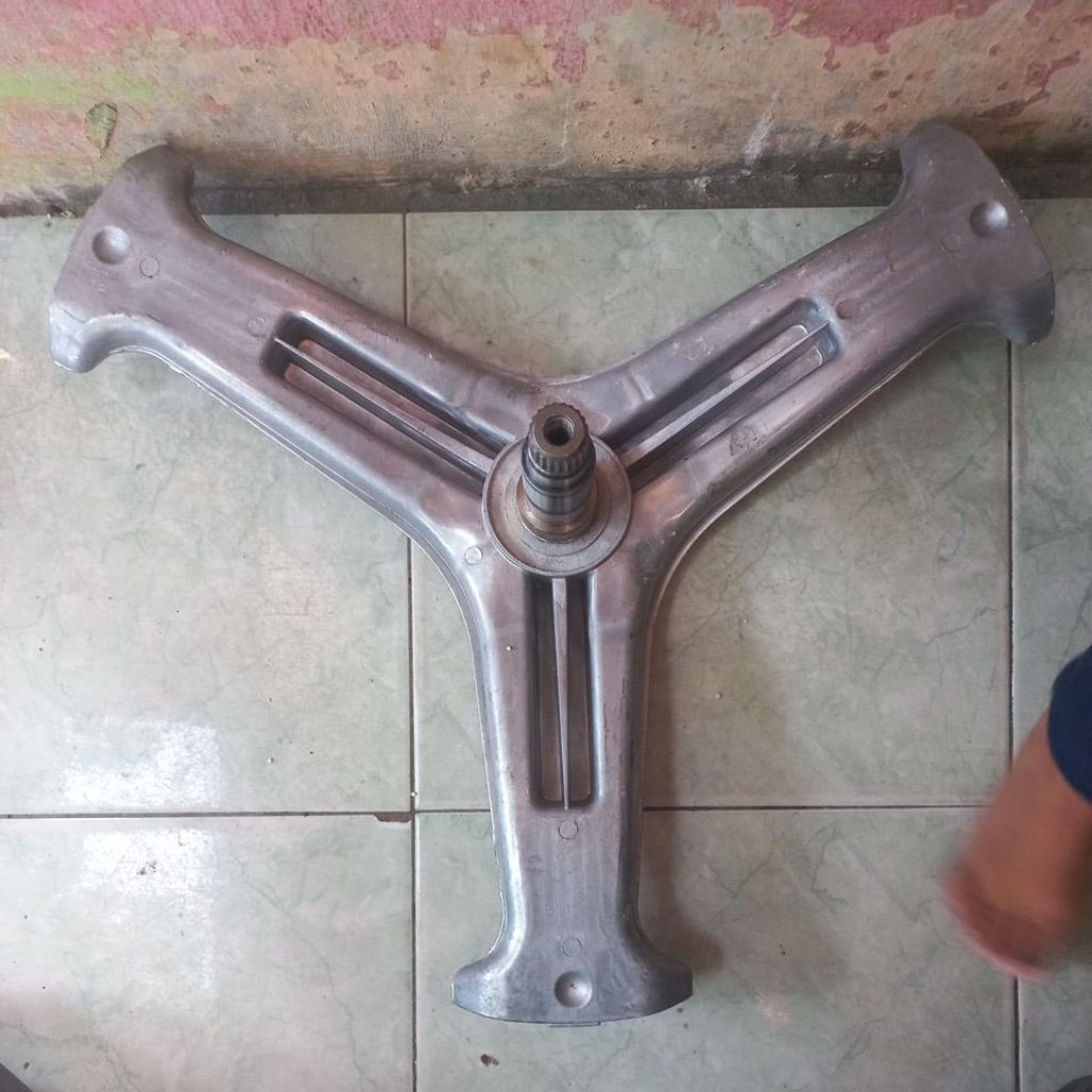 segitiga mesin cuci LG front loading