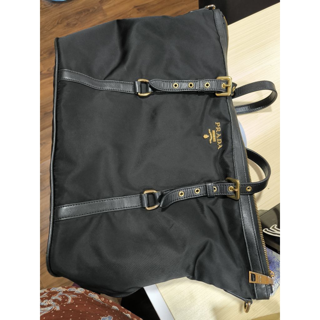 preloved prada nylon totebag black